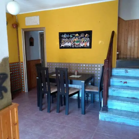 Дом отдыха La Casita De Pe Beach